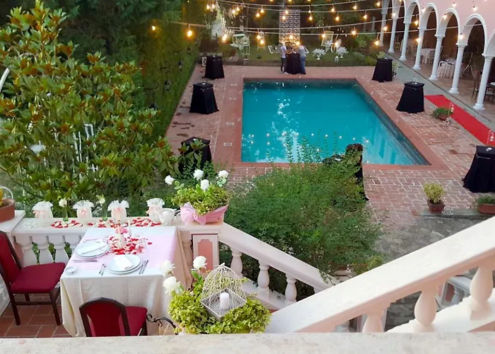 Vila Toscana Hotel *